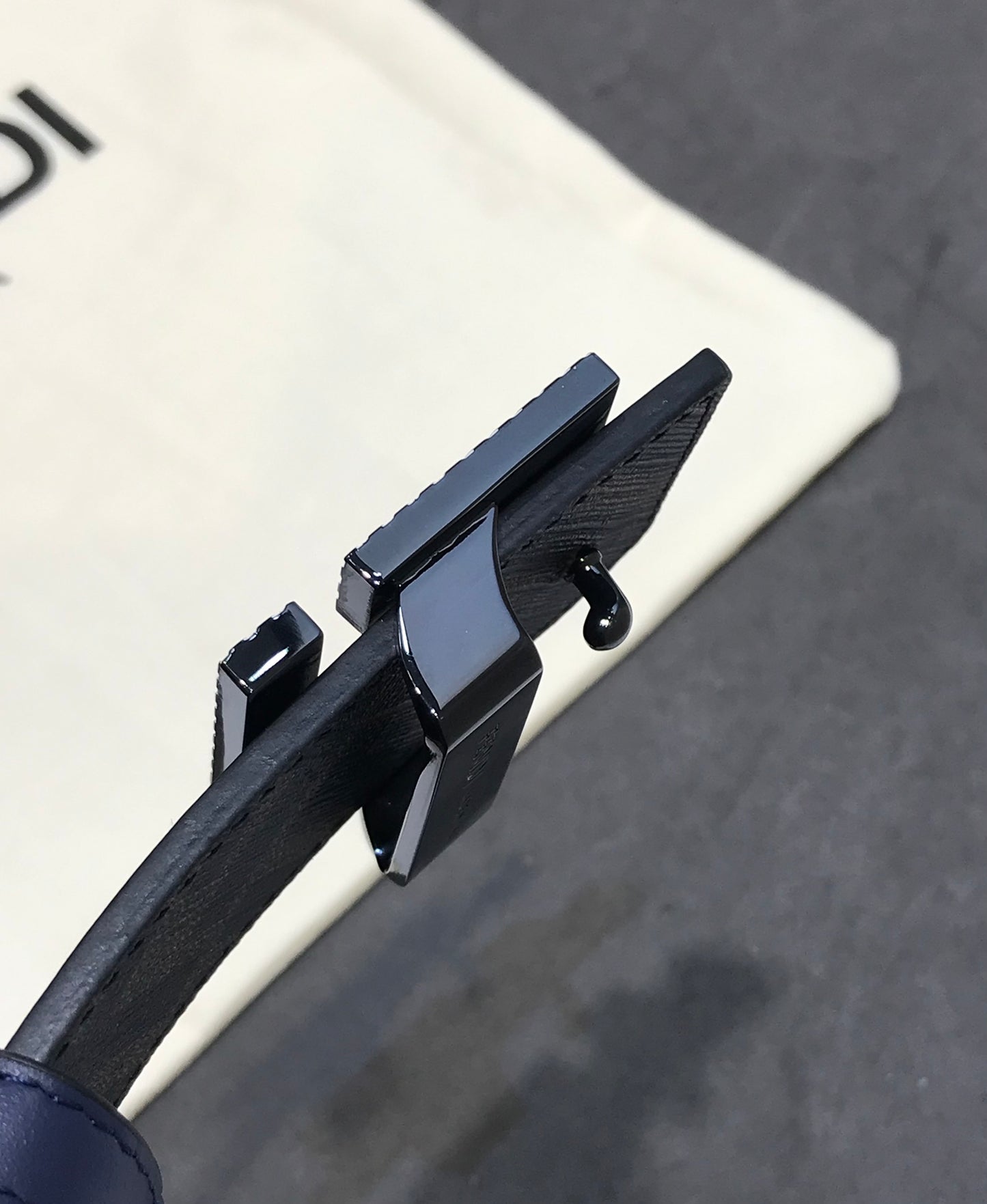 14F77PDE Stylish  High quality belt With full package