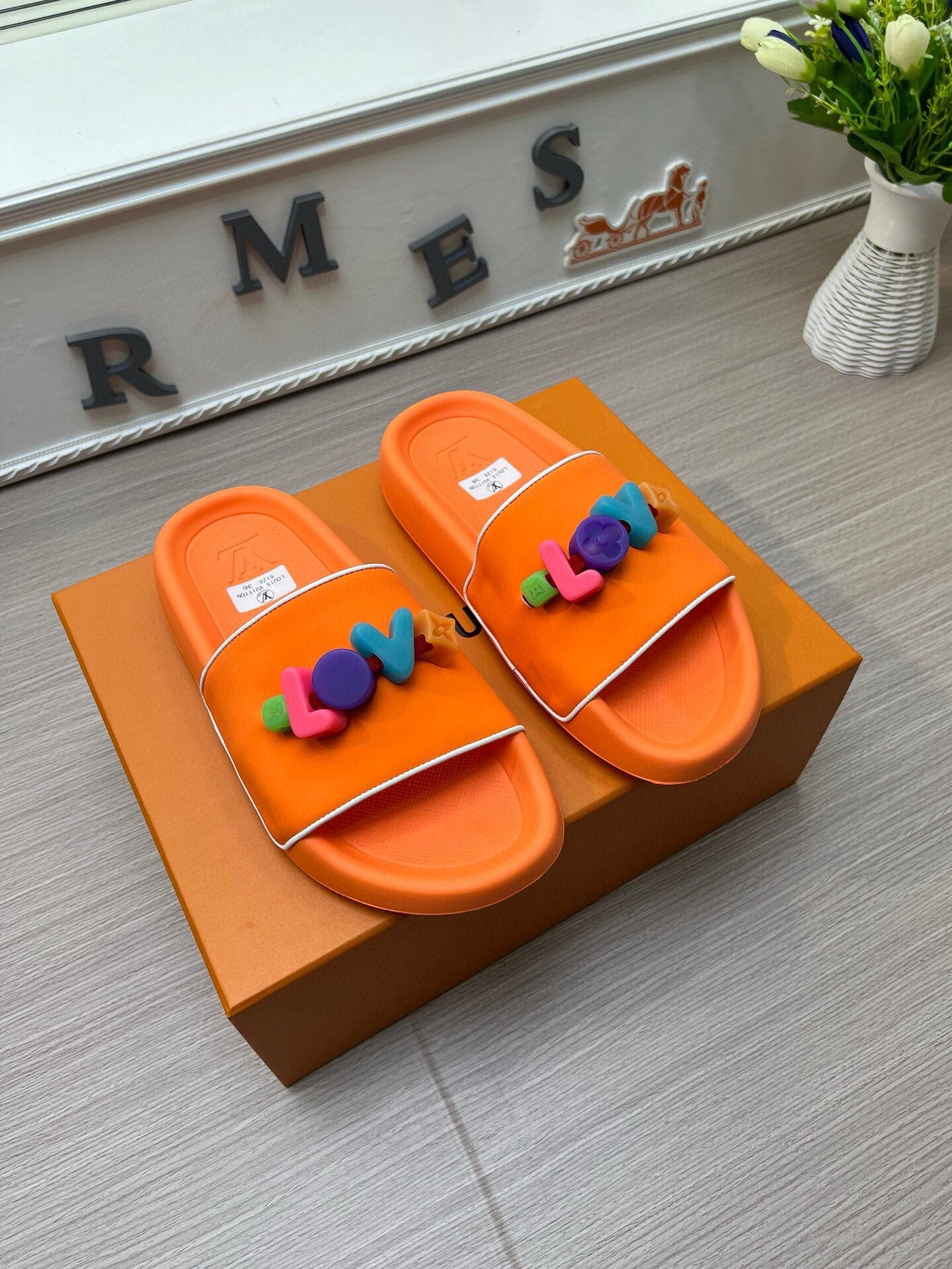 54E23ZDE Stylish Sole thickness 3cm