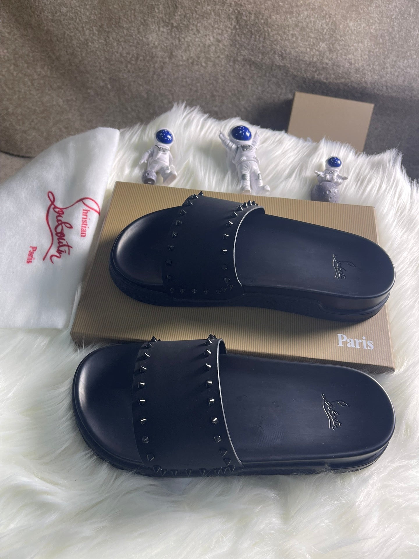 J4A26ZDE Stylish Slippers