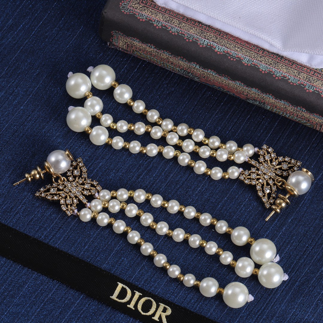 14D4EDE Stylish Earrings