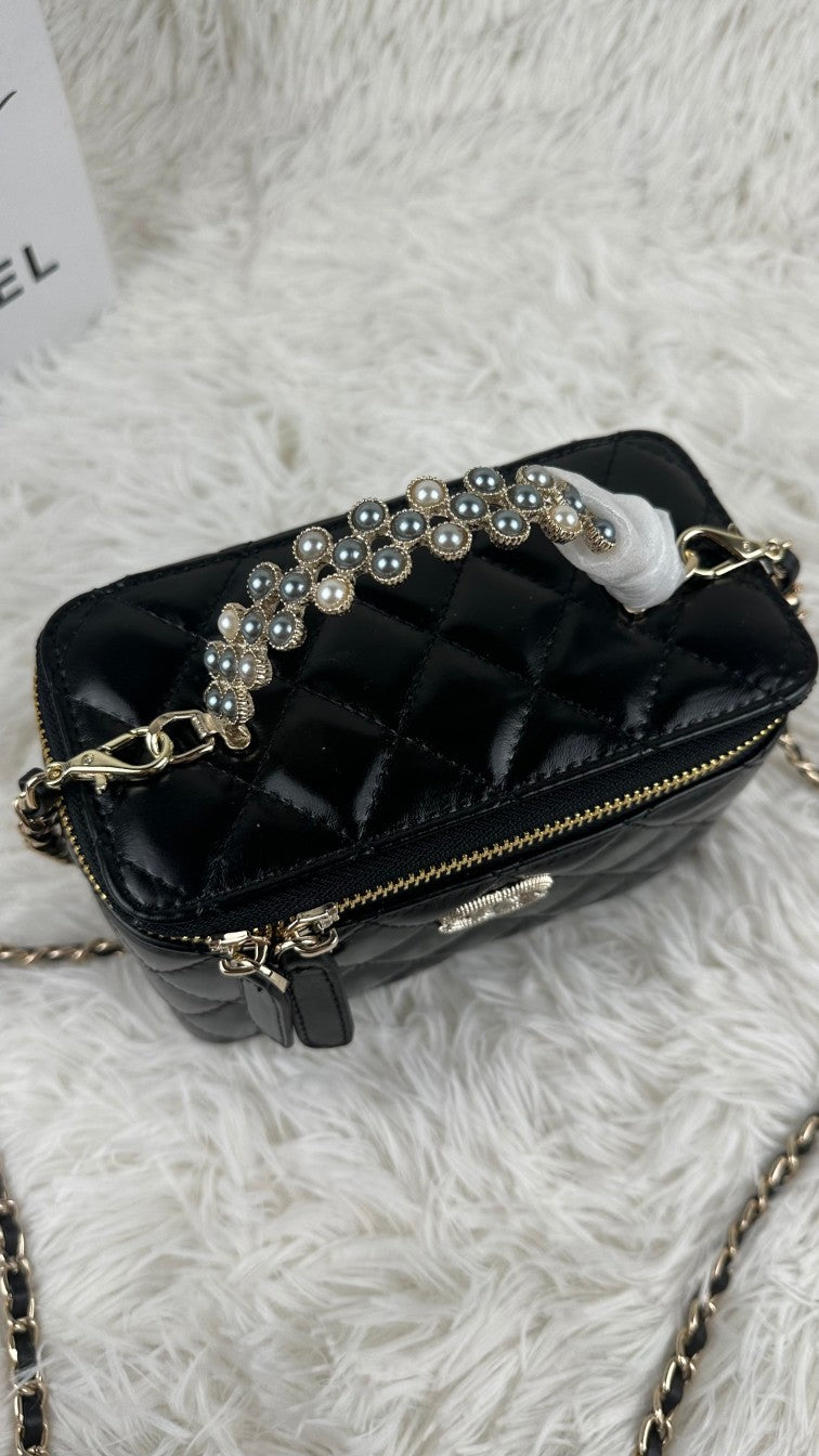 1XC377BDE Stylish leather bag 