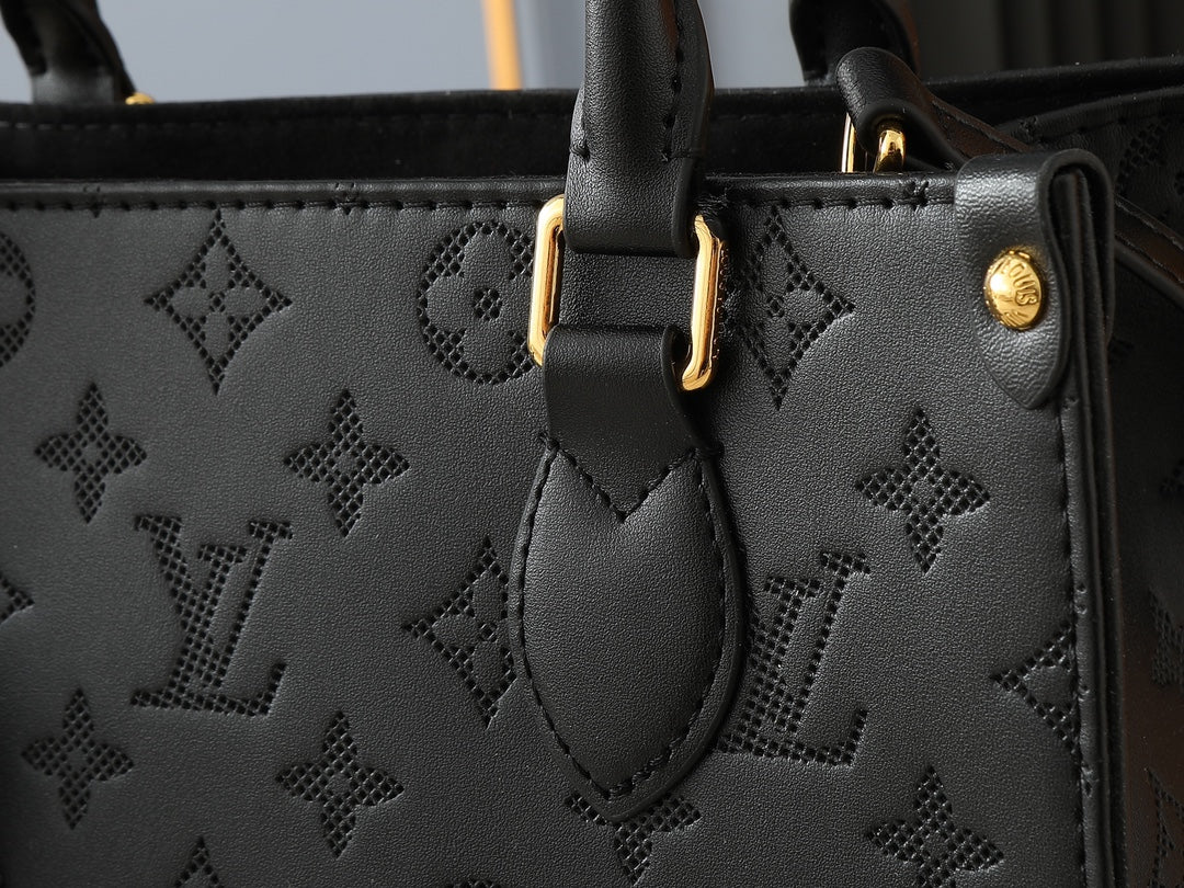 1WE93BDE Stylish leather bag