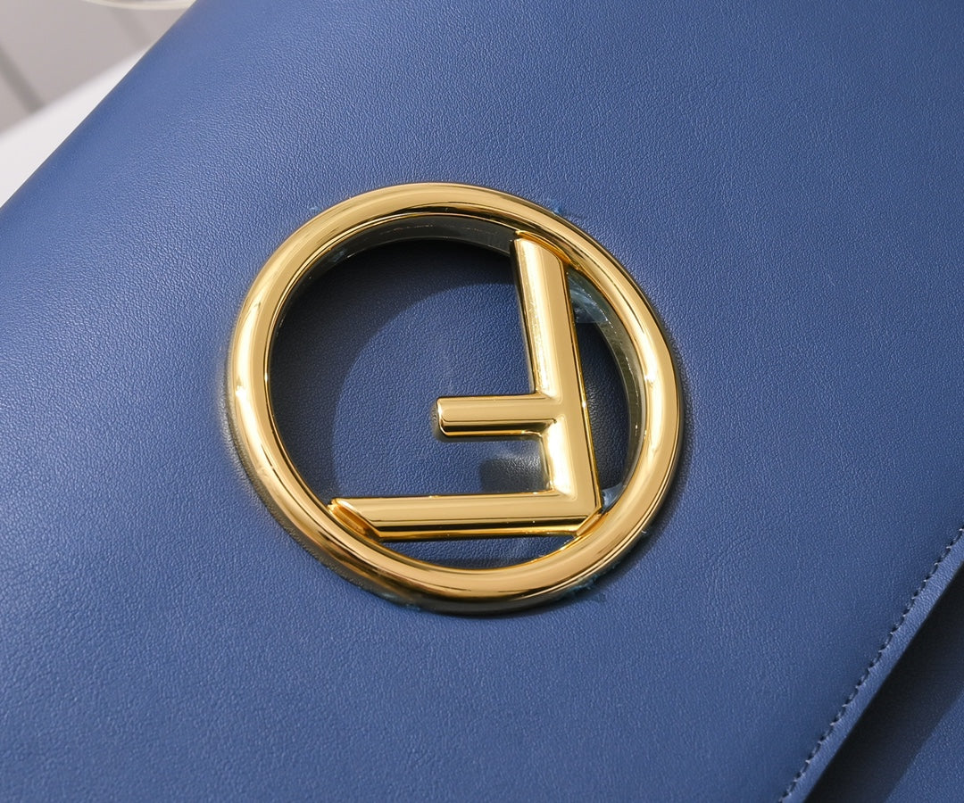 1XF90BDE Stylish leather bag 