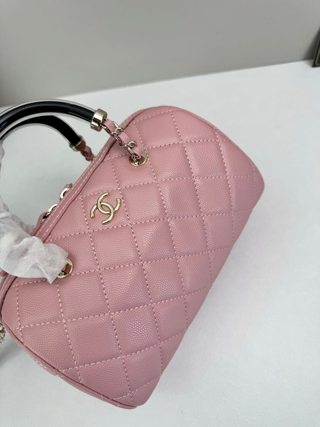 15RC55BDE Stylish leather bag