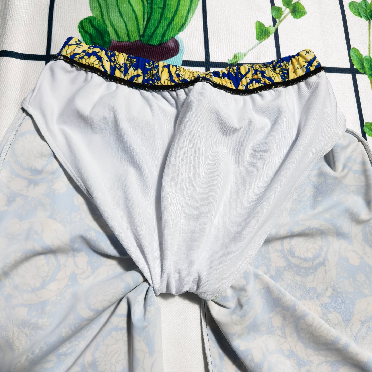 14A45YDE Stylish Men's trunks