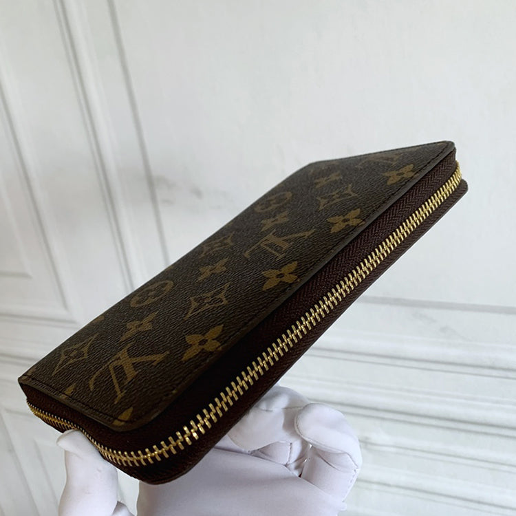 1E03BDE Stylish leather wallets