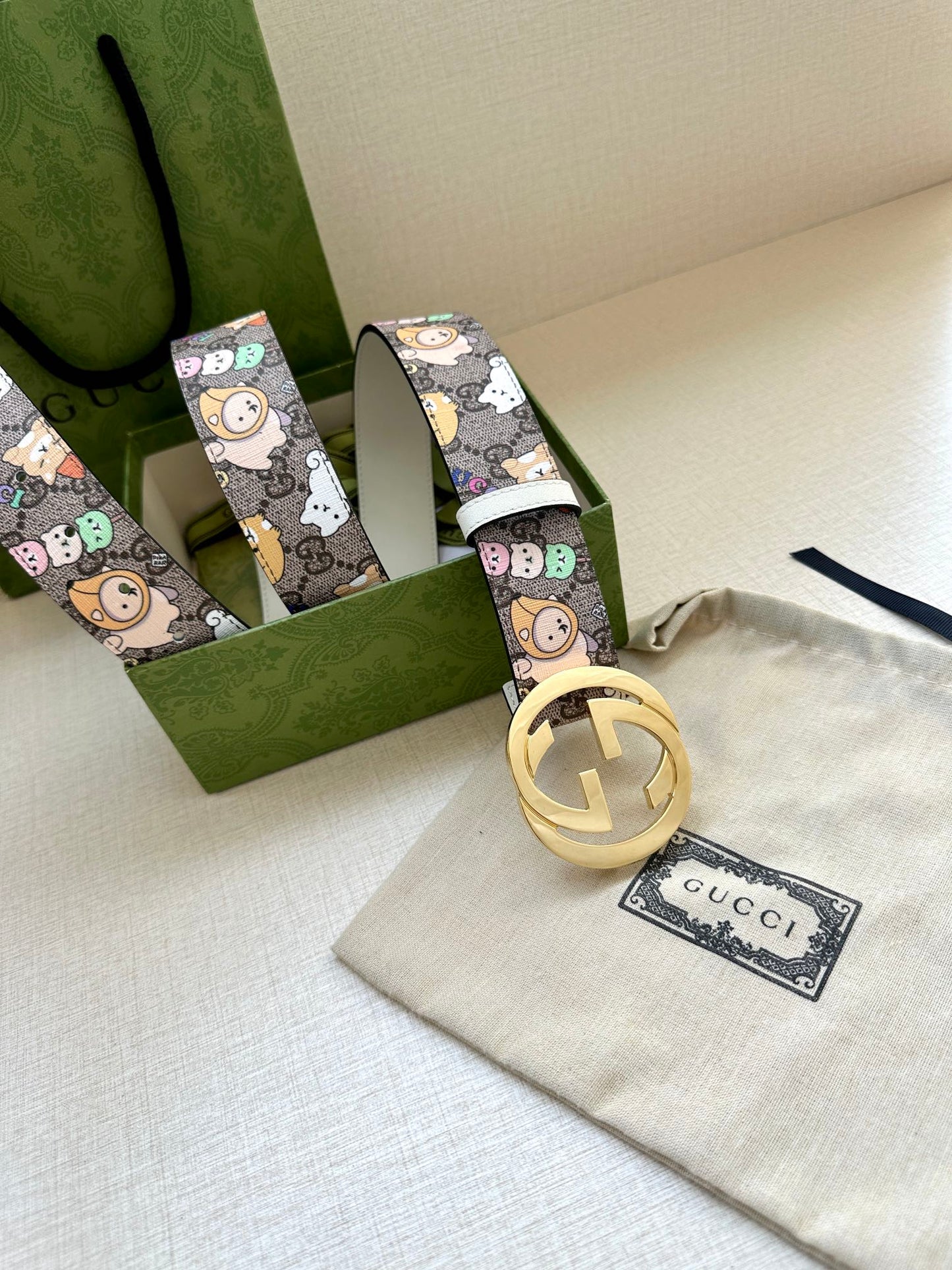 155RB208PDE Stylish  High quality belt With full package