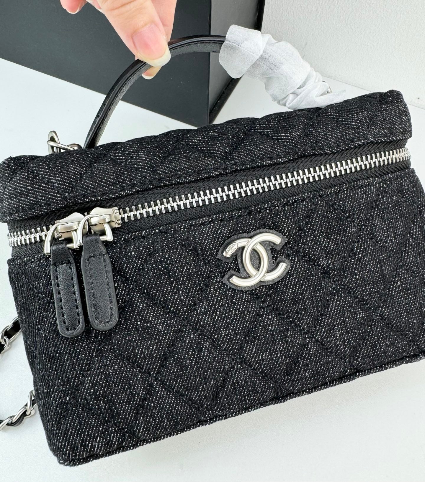 1WC84BDE Stylish Canvas bag