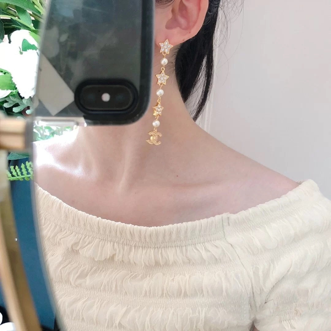 1YC302EDE Stylish Earrings