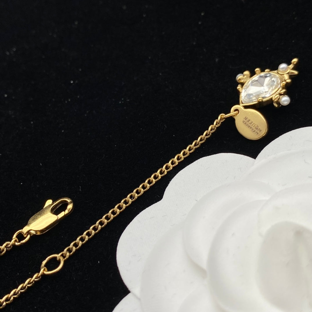 1NMQ246XDE Stylish Necklaces