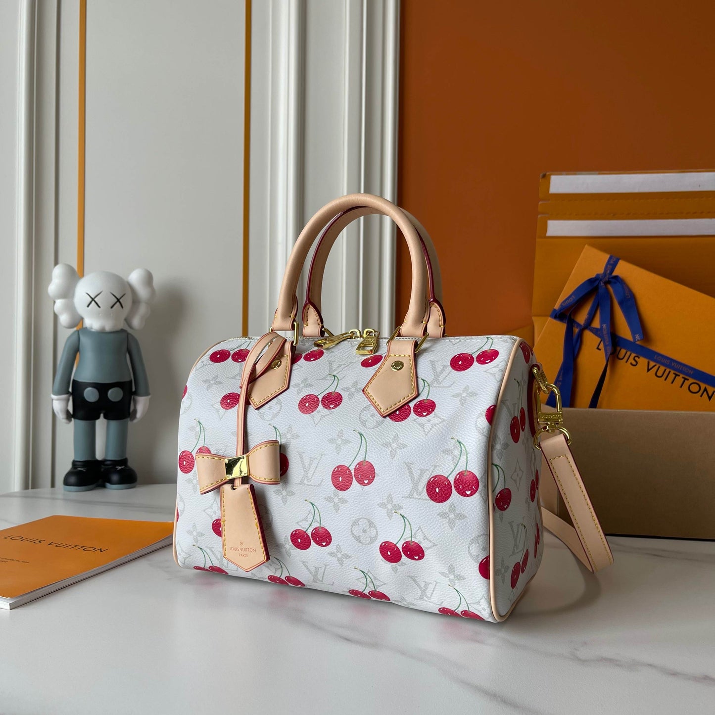 175NE2BDE Stylish leather bag