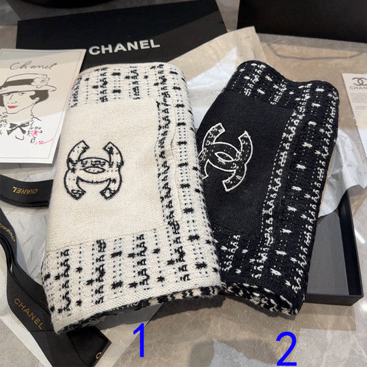 185ZC23WDE Stylish Winter Scarves