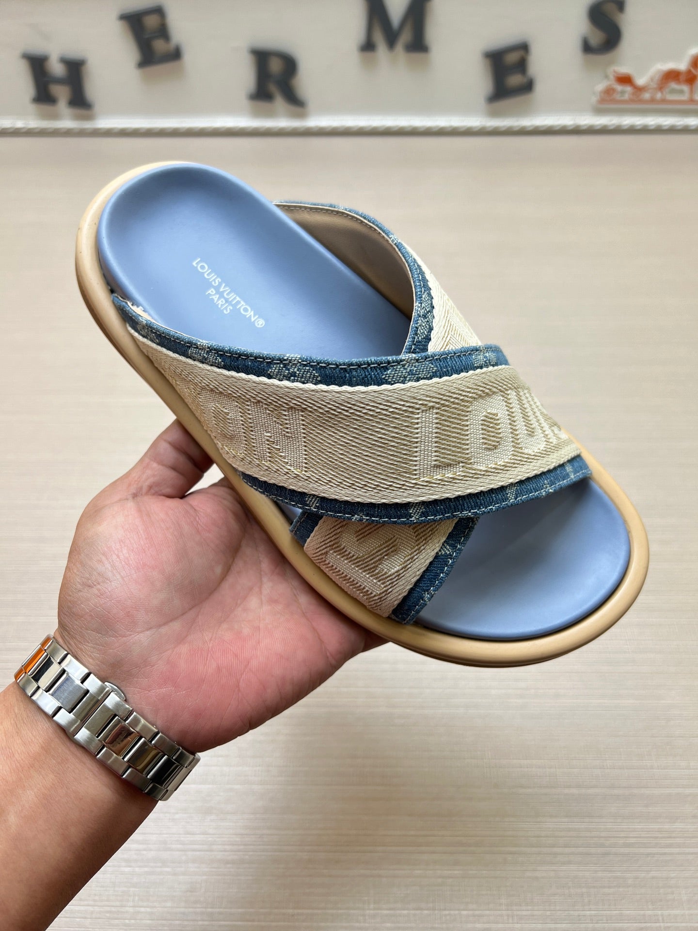 535ZE272ZDE Stylish Slippers