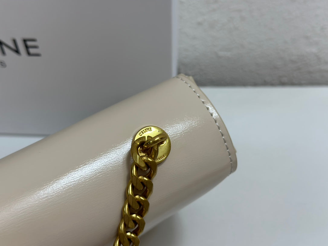 1XCL286BDE Stylish leather bag 