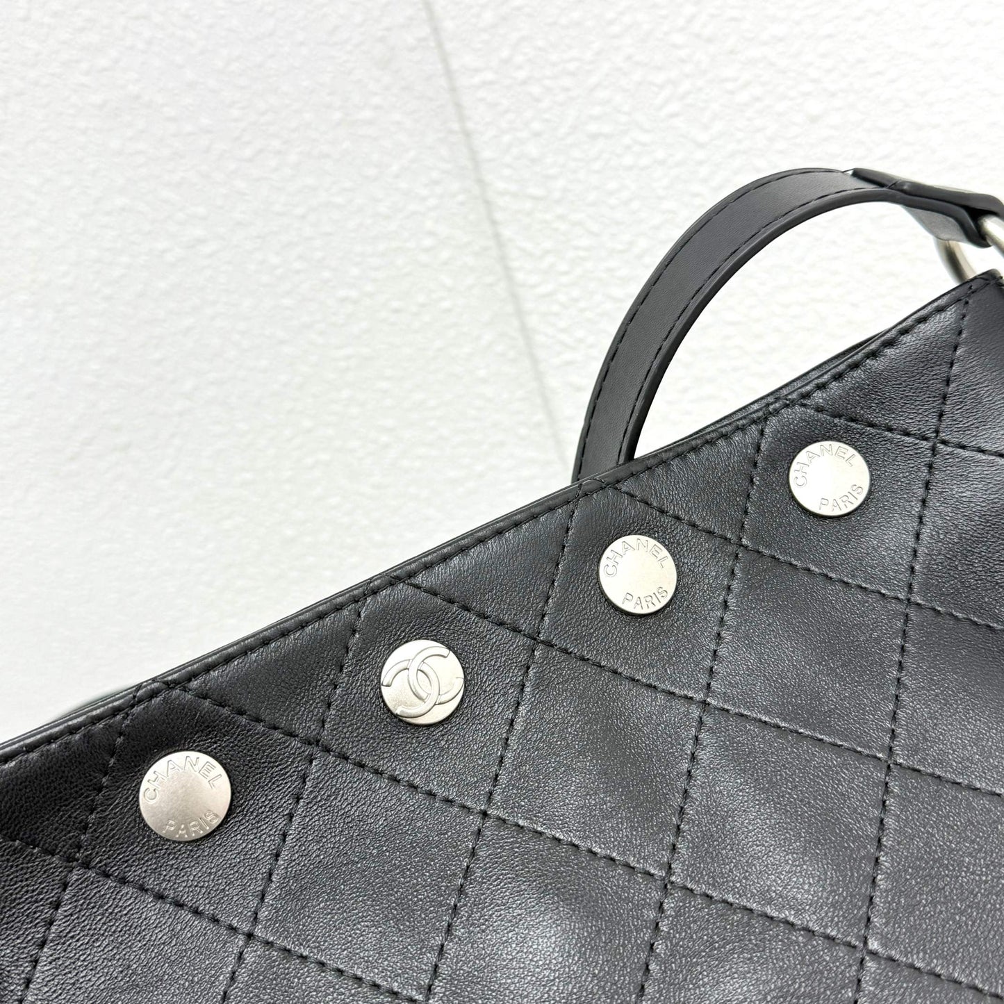 155NC68BDE Stylish leather bag