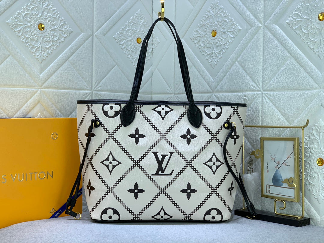 2XE88BDE Stylish leather bag 