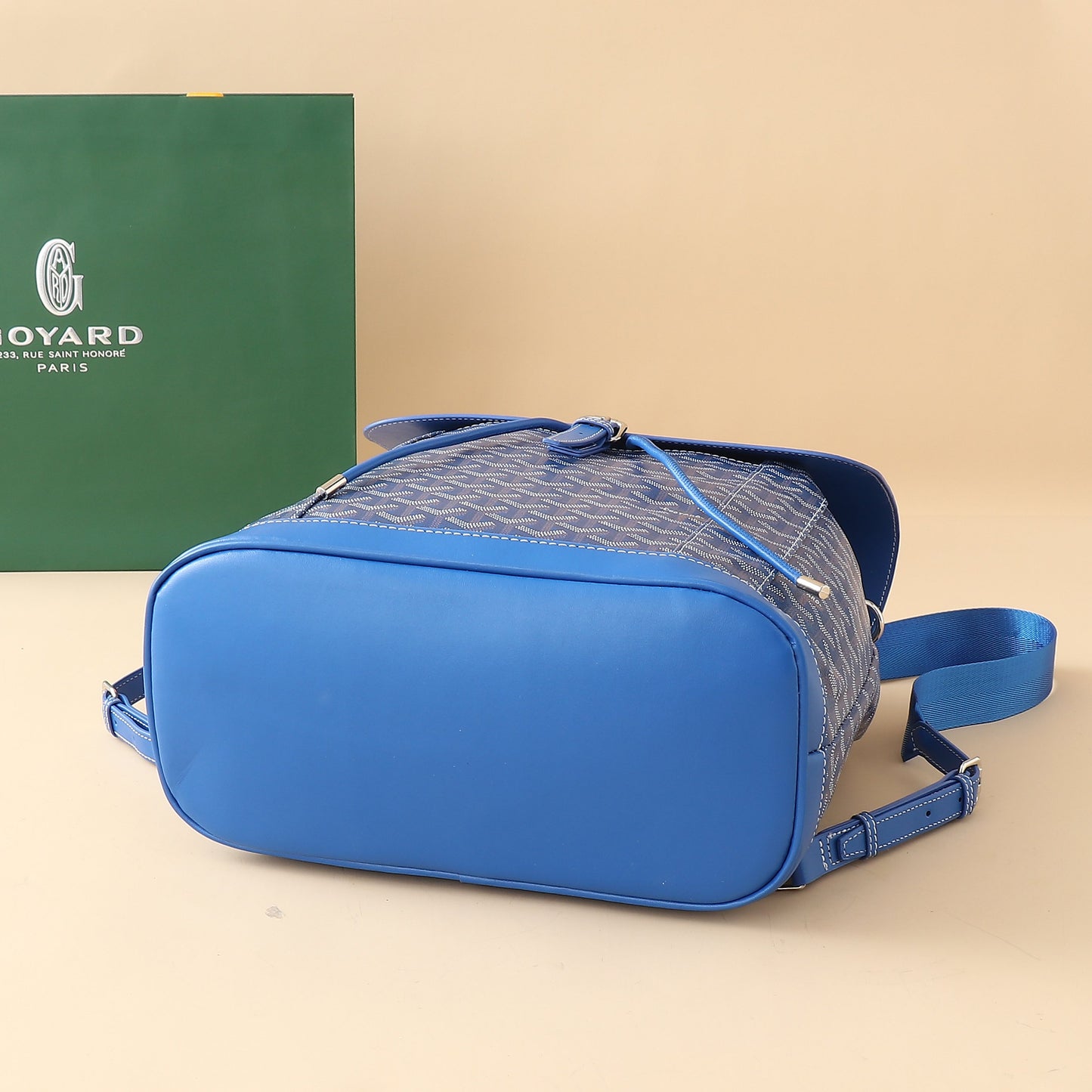 1WA104BDE Stylish leather bag