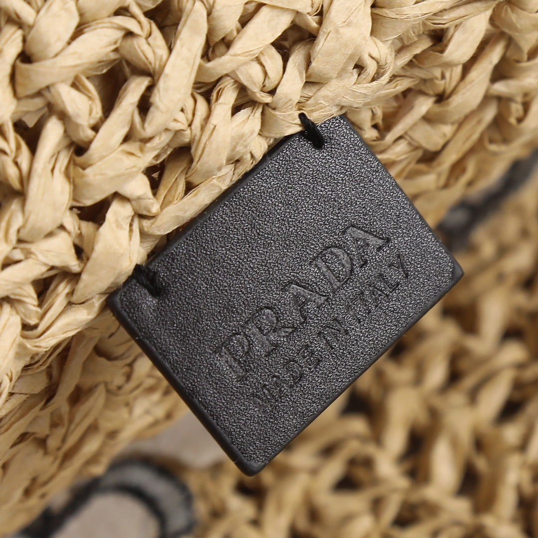 155NPD2BDE Stylish Woven bag