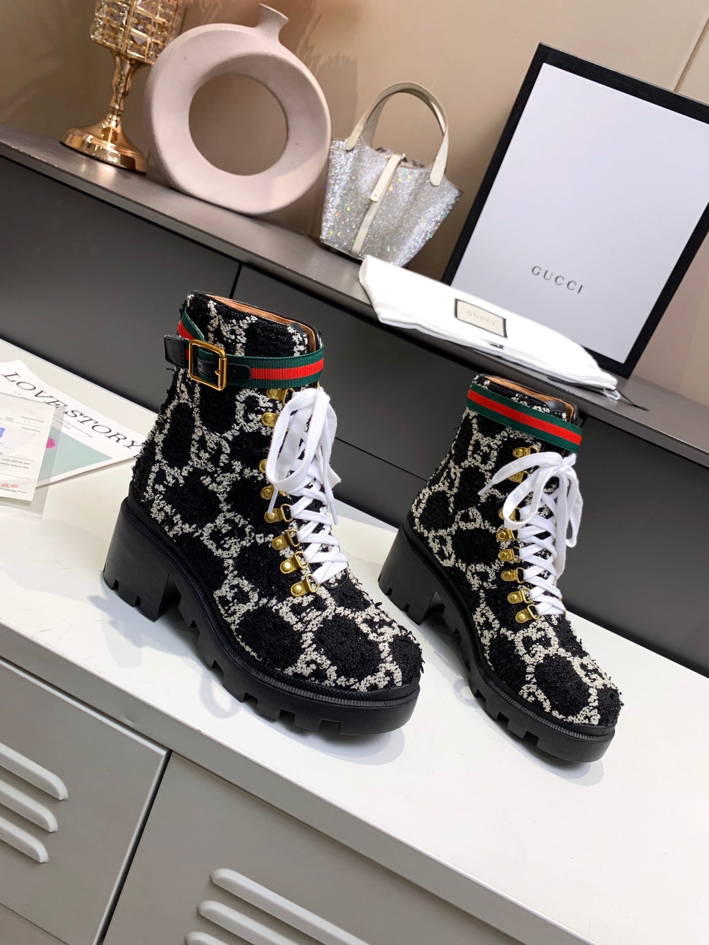 2XB192ZDE Stylish leather boot (top layer leather lining)