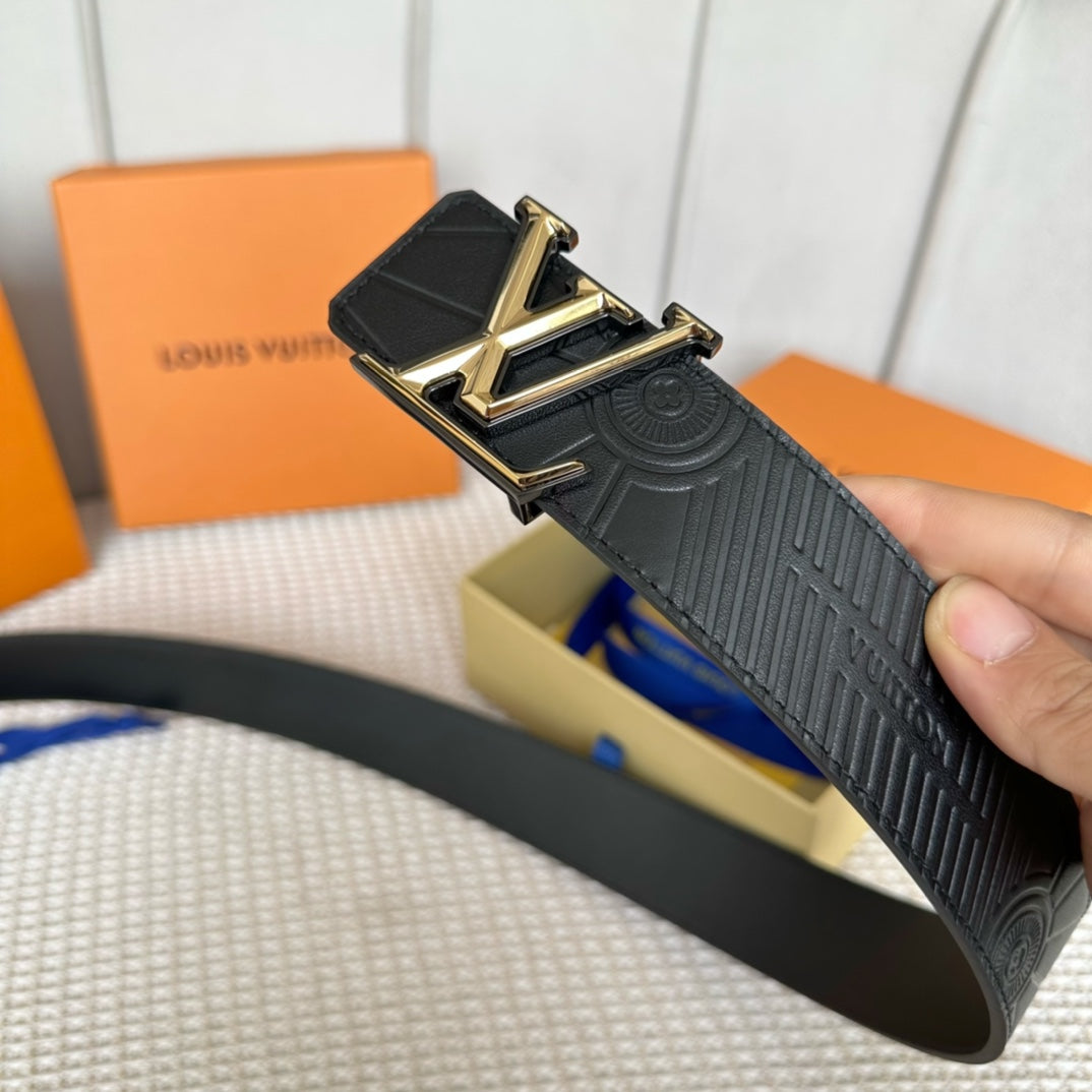 14E54PDE Stylish  High quality belt With full package