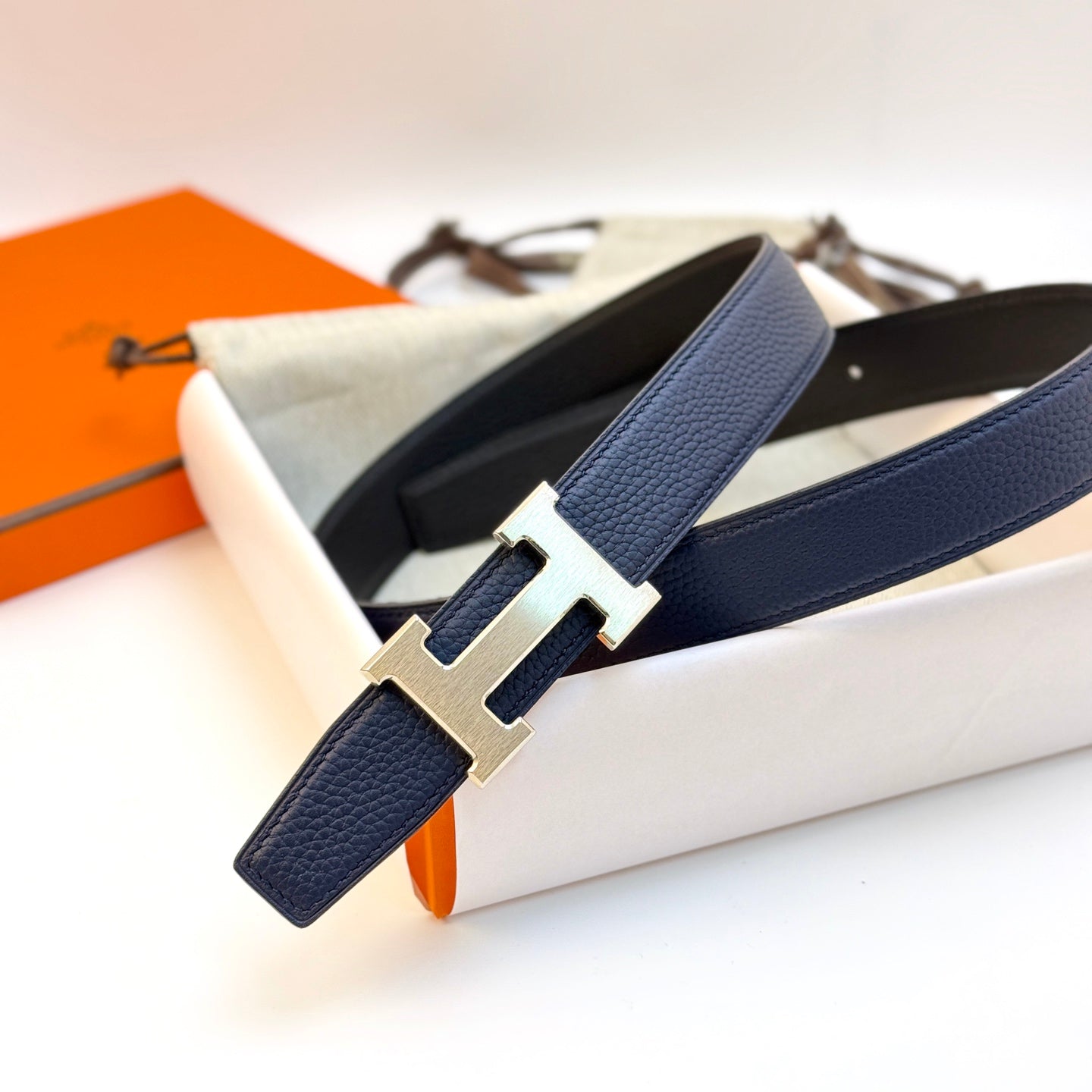 155RH234PDE Stylish  High quality belt With full package