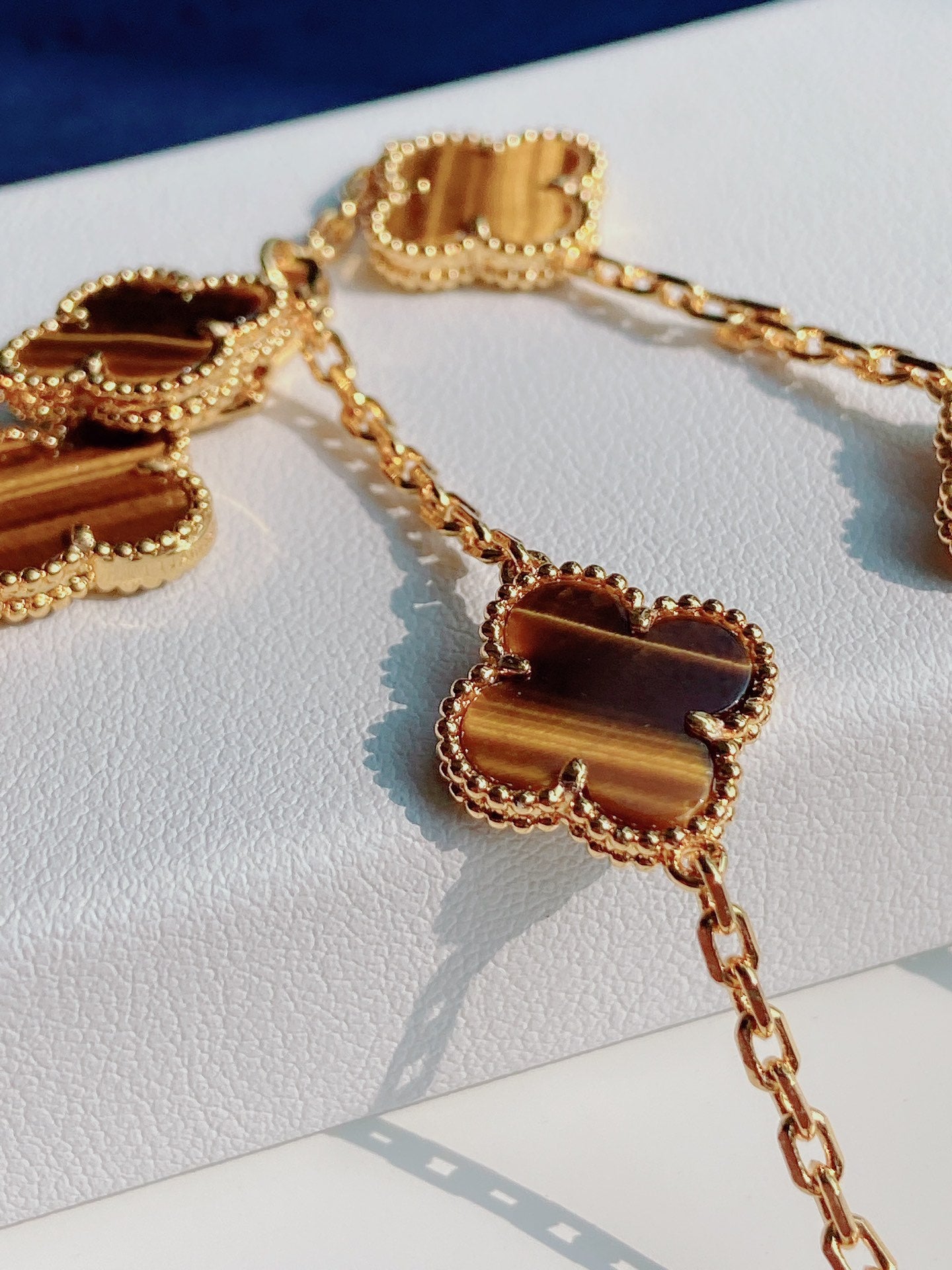 5XVA181XDE Stylish 10 flowers necklaces
