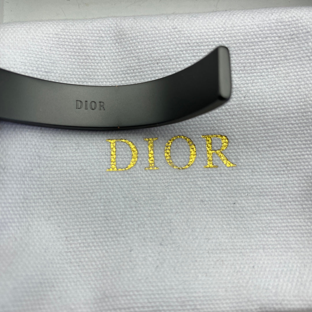 1D72KDE Stylish Bracelets