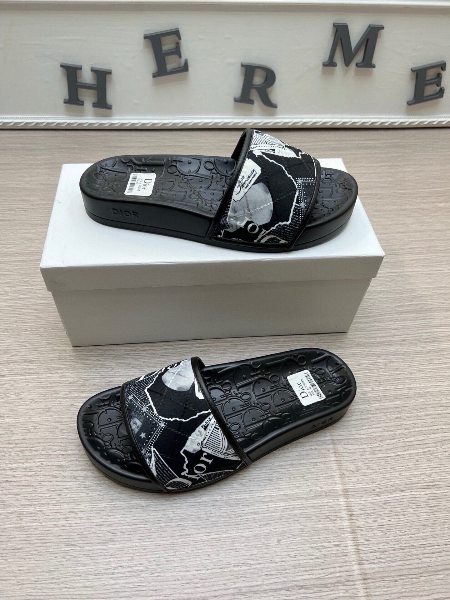 5LD214ZDE Stylish Slippers