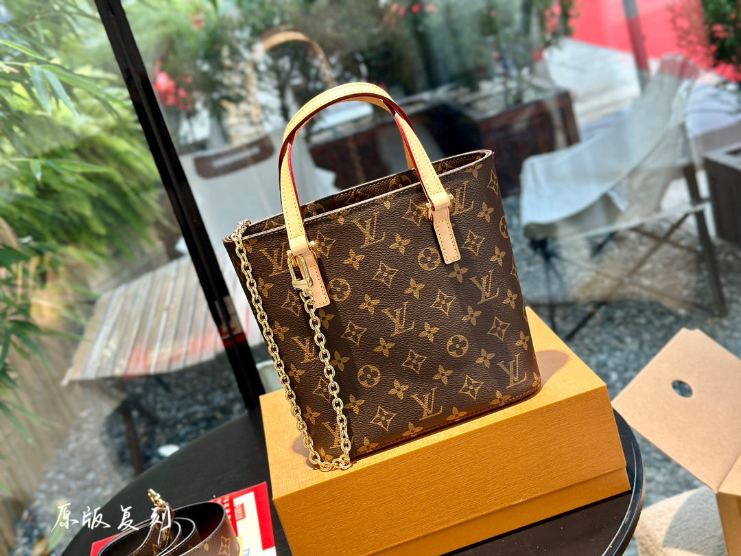 6XE128BDE Stylish leather bag 