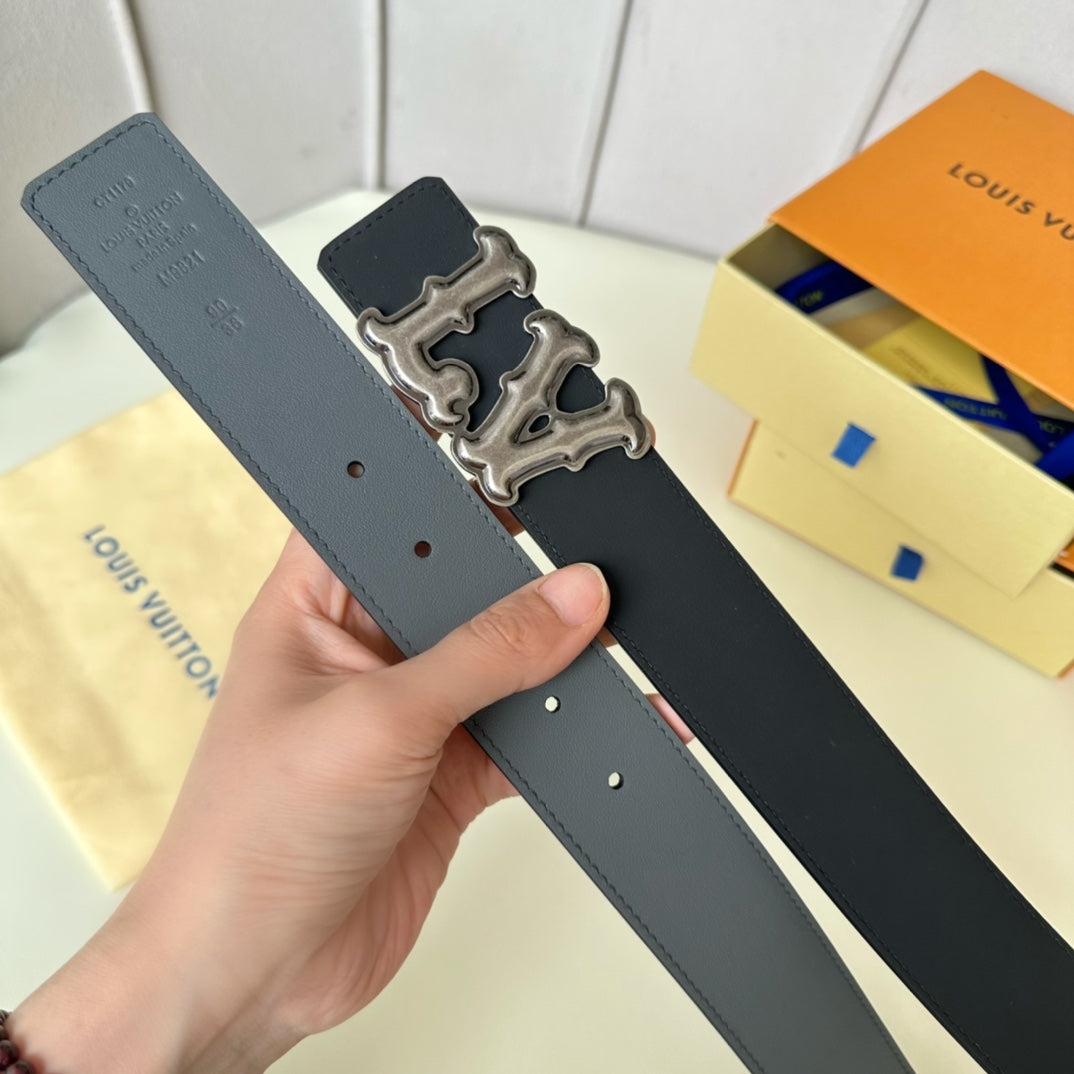 14E23PDE Stylish  High quality belt With full package