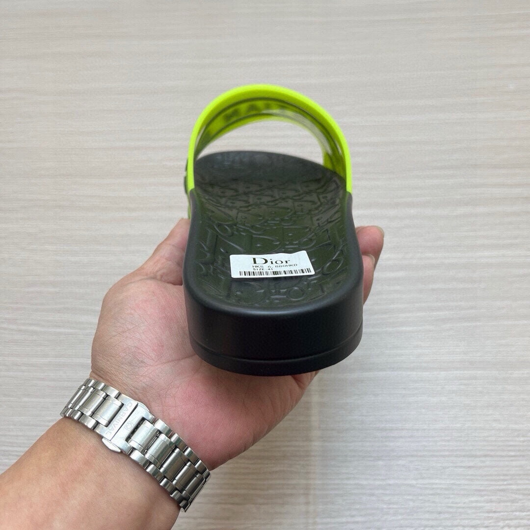 5LD212ZDE Stylish Slippers