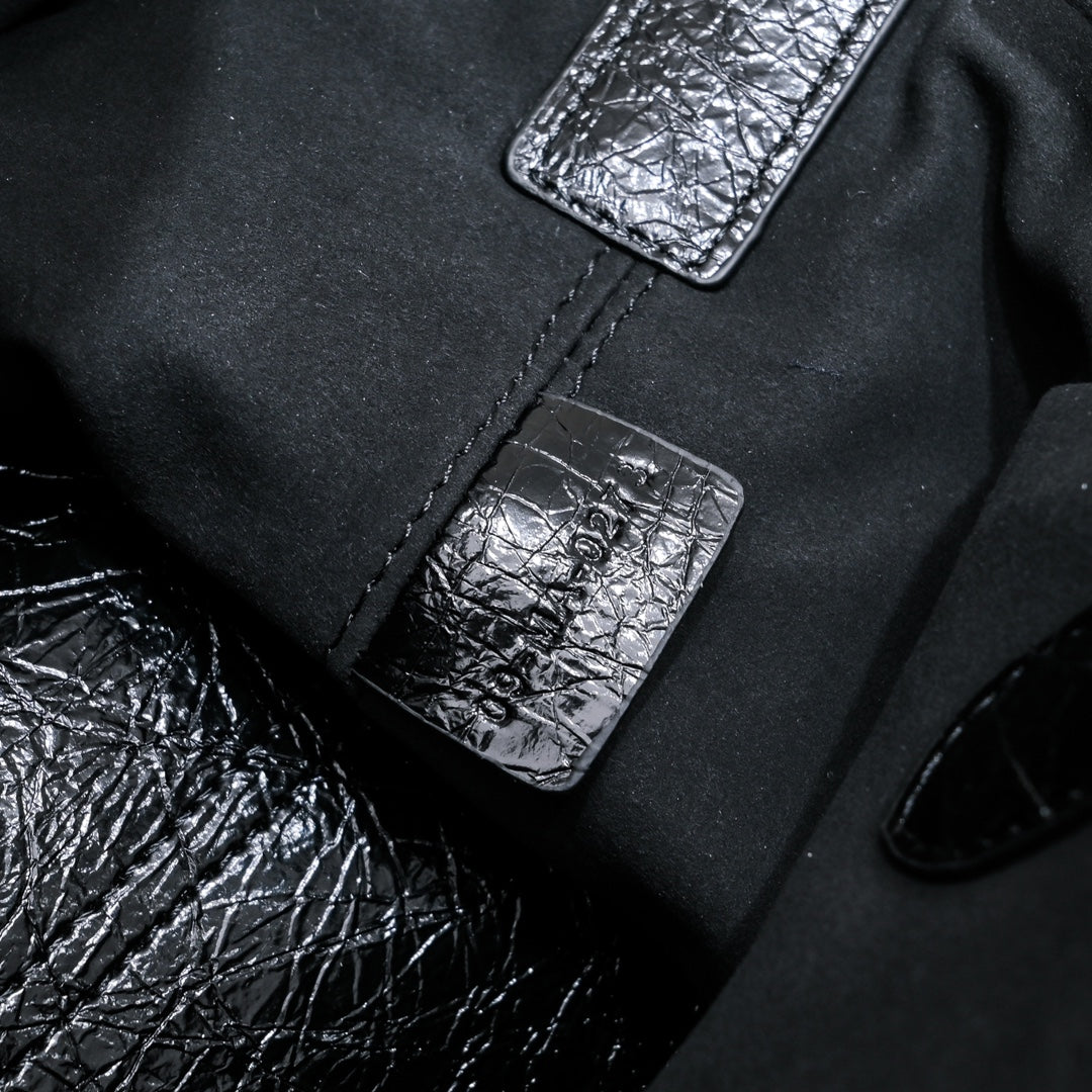 2XD359BDE Stylish leather bag 