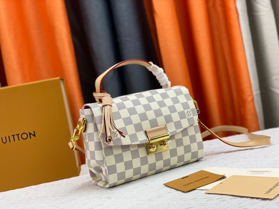 1WE2BDE Stylish leather Bags