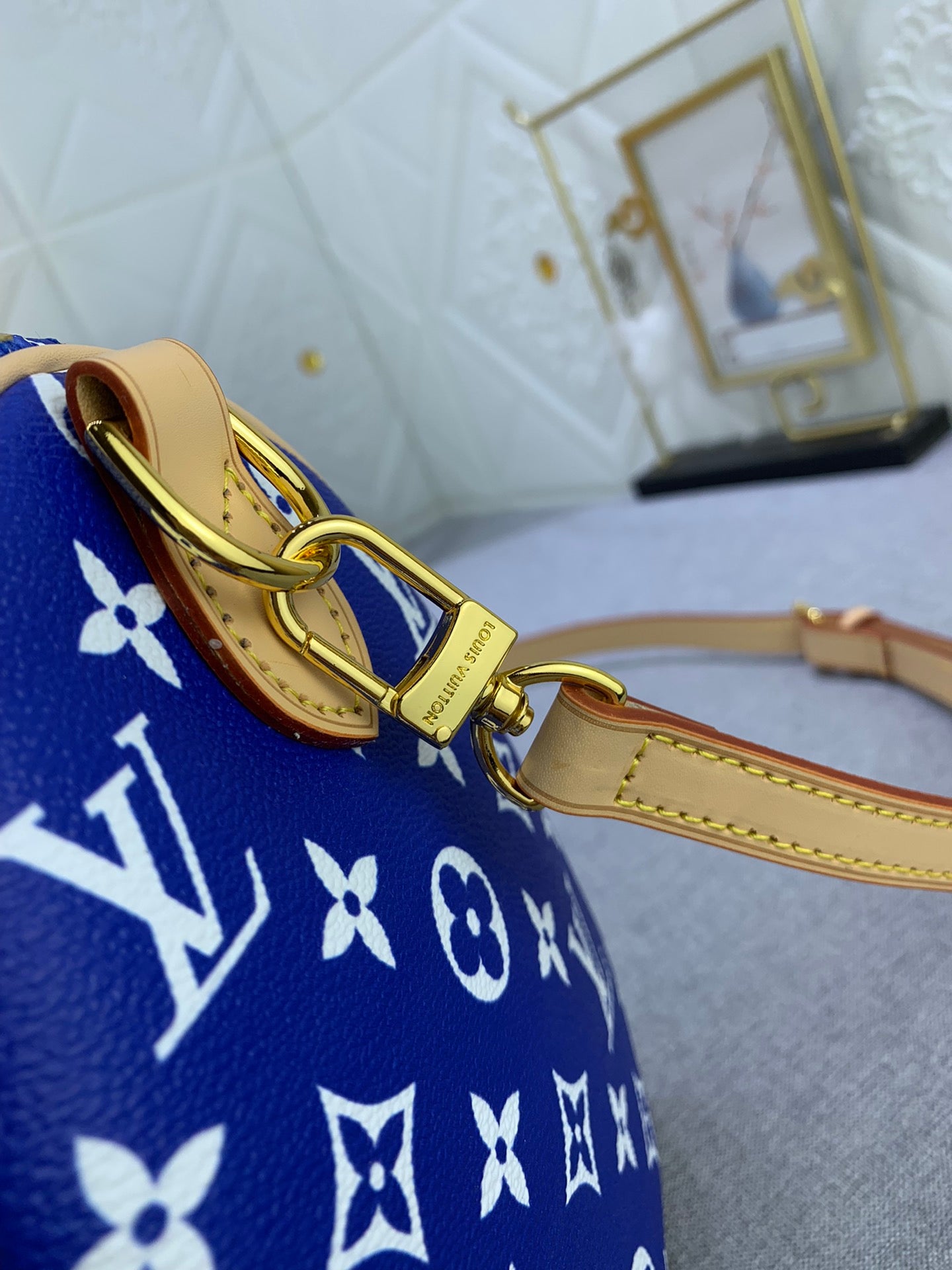 2XE268BDE Stylish leather bag 