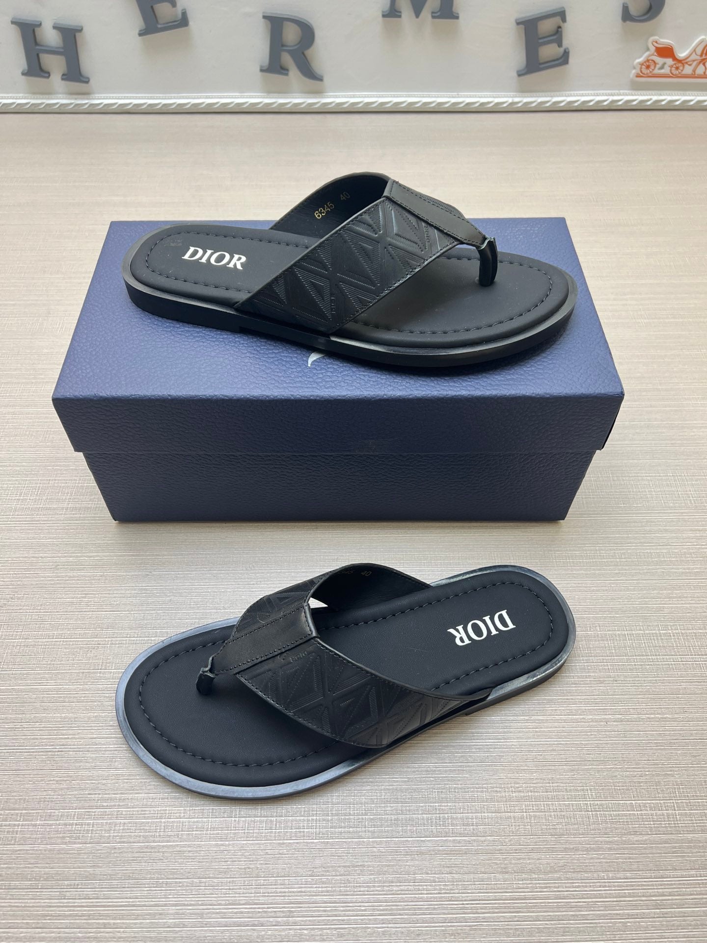 54D78ZDE Stylish slippers