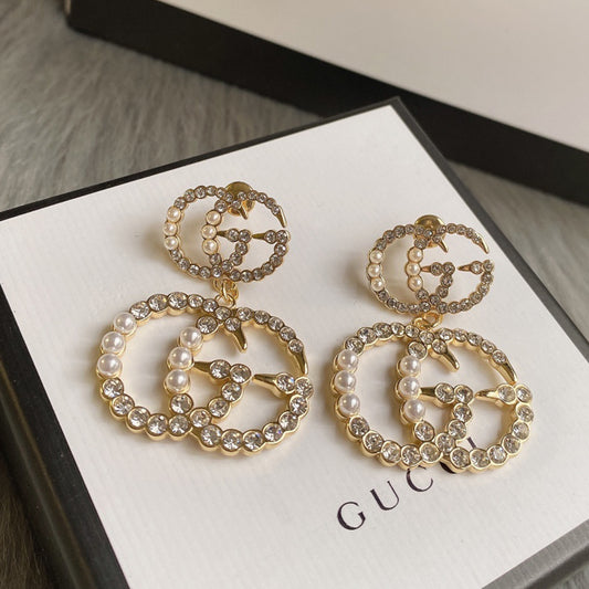 14B1036EDE Stylish Earrings