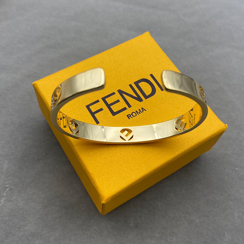 3F339KDE Stylish Bracelets