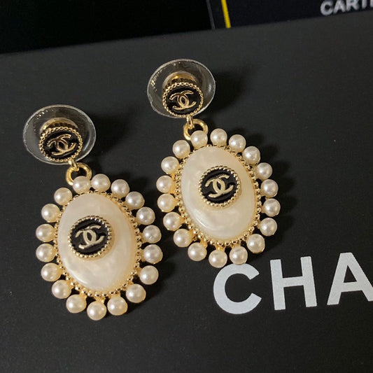 14C87EDE Stylish Earrings