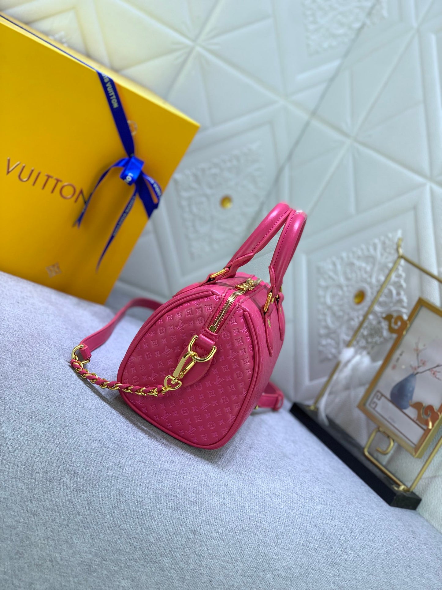 1XE143BDE Stylish leather bag 