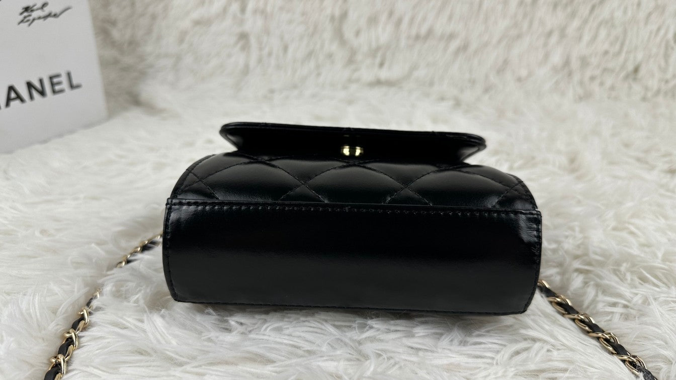 1XC376BDE Stylish leather bag 