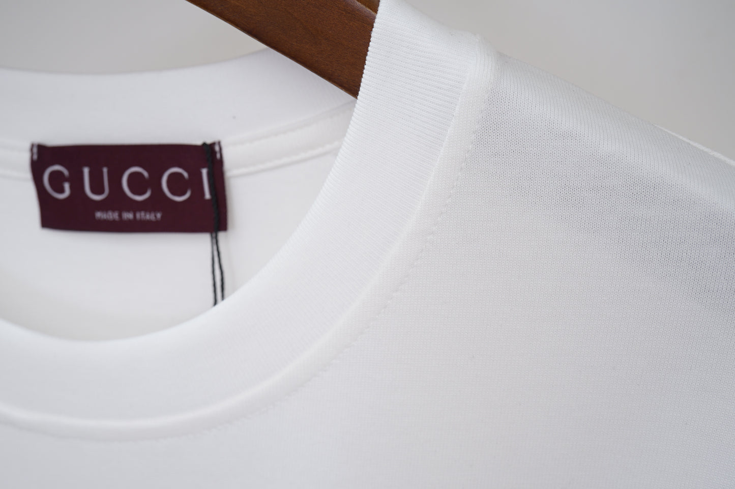 145NB6UDE Stylish T-shirt