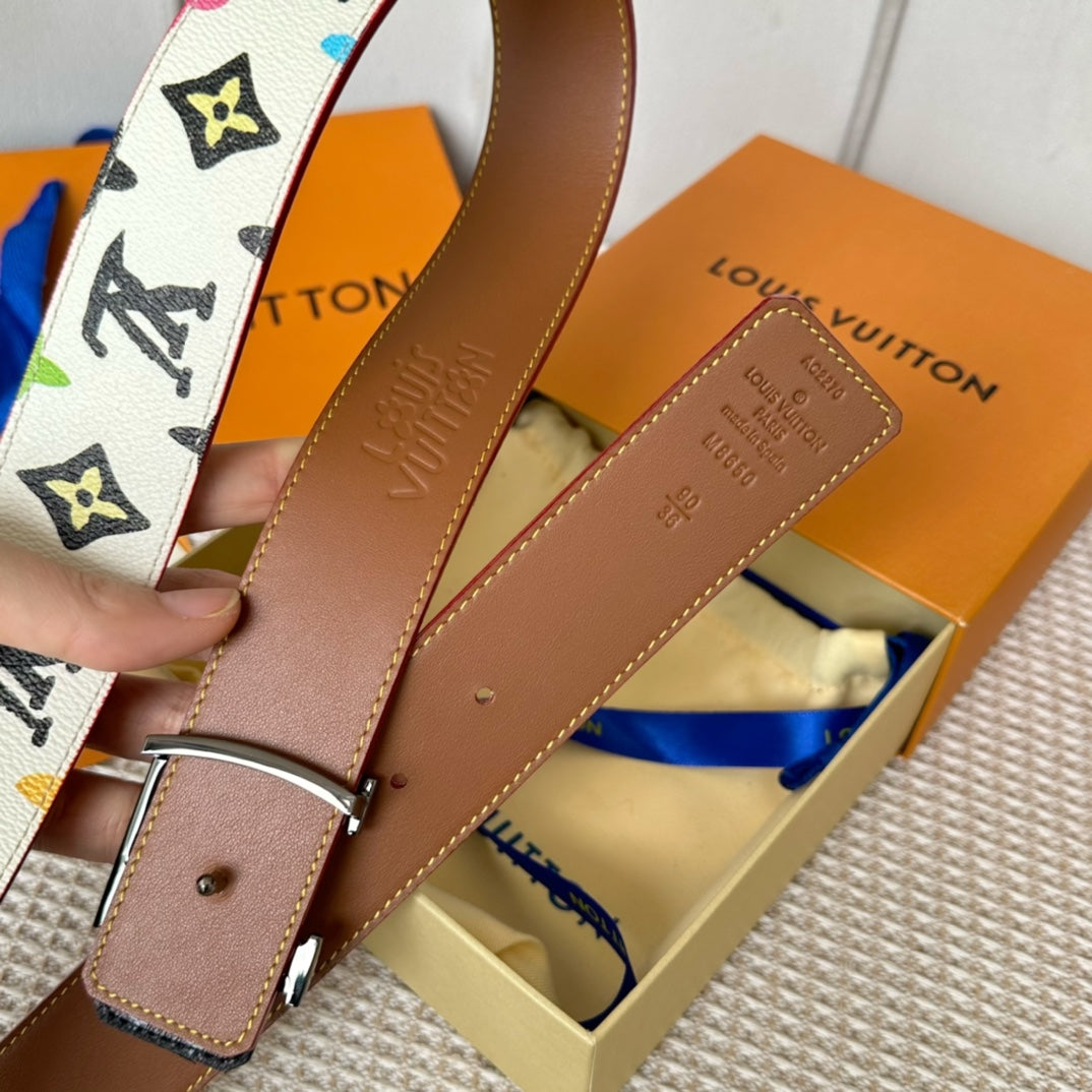 14E47PDE Stylish  High quality belt With full package
