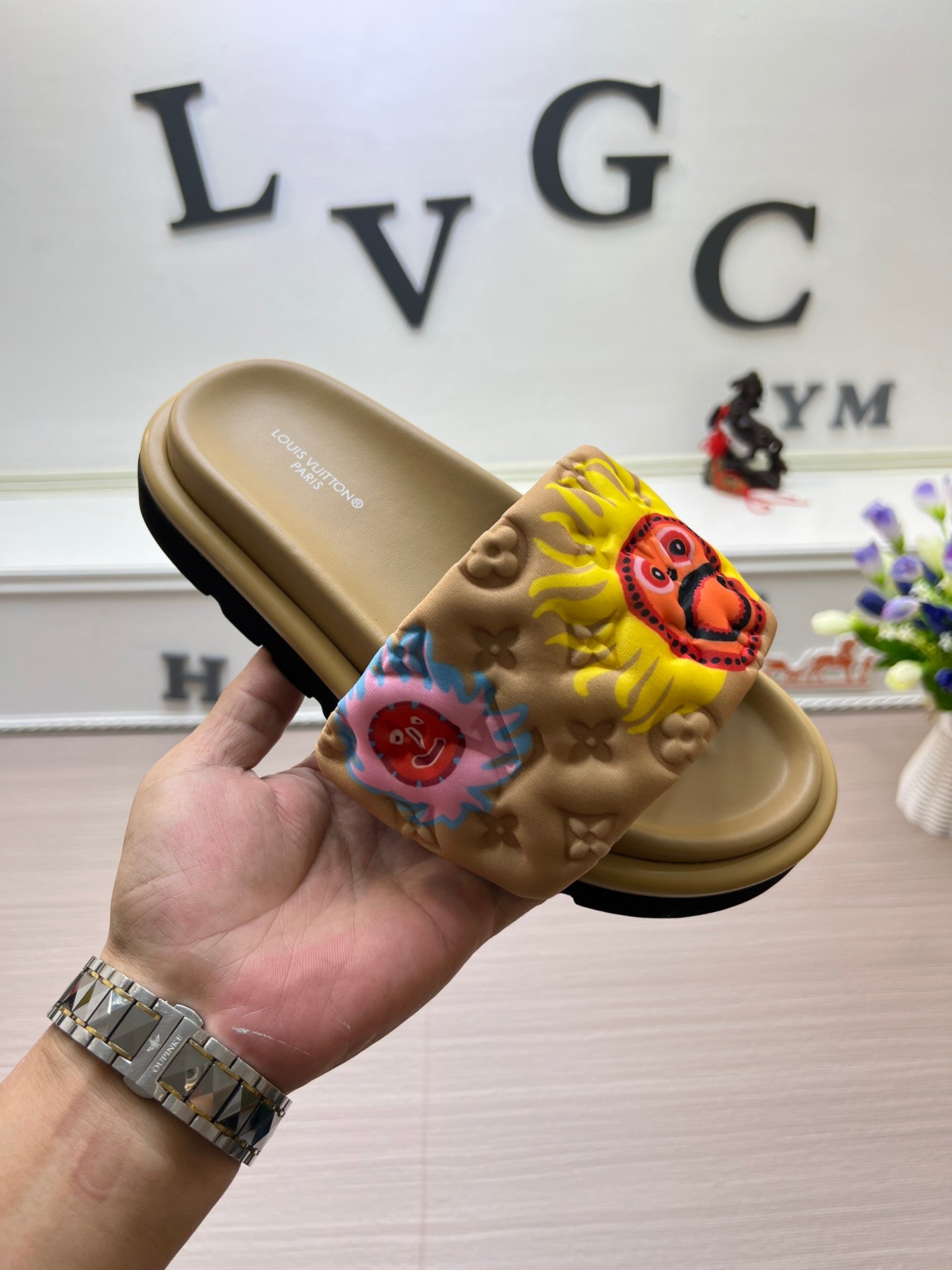 5YE154ZDE Stylish Slippers