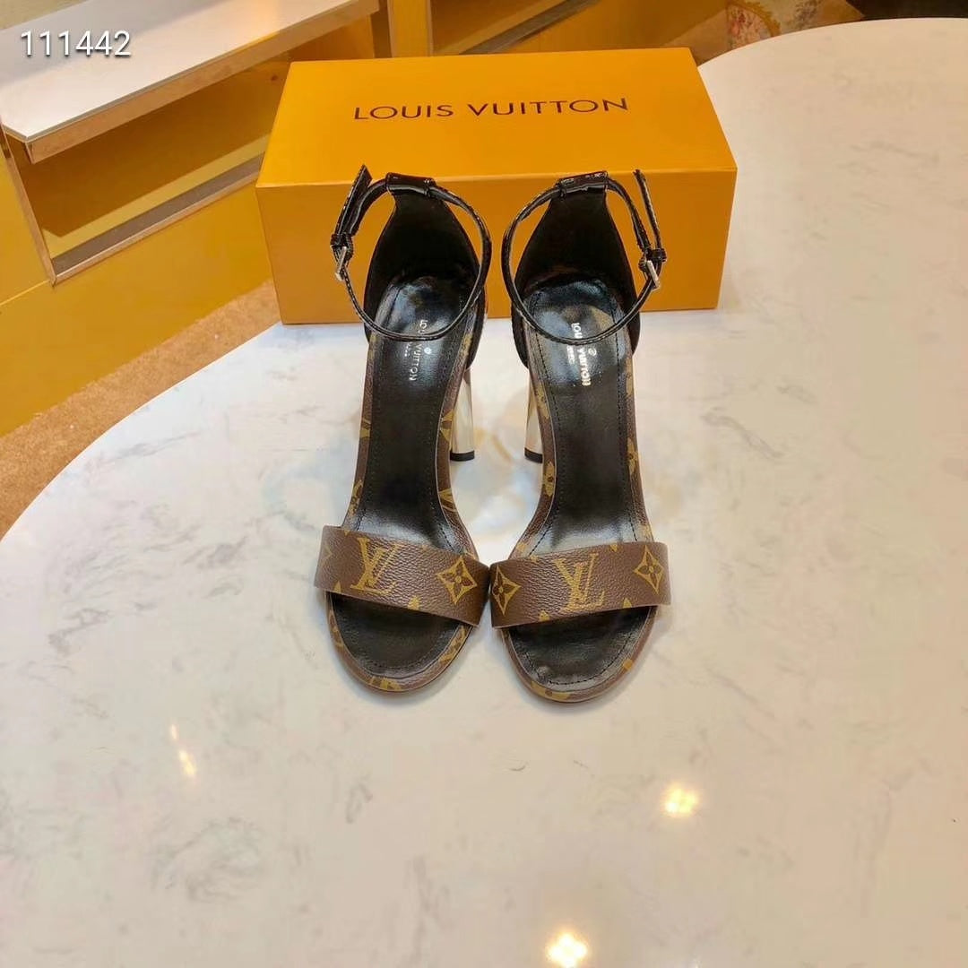 245RE30ZDE Stylish leather High heels