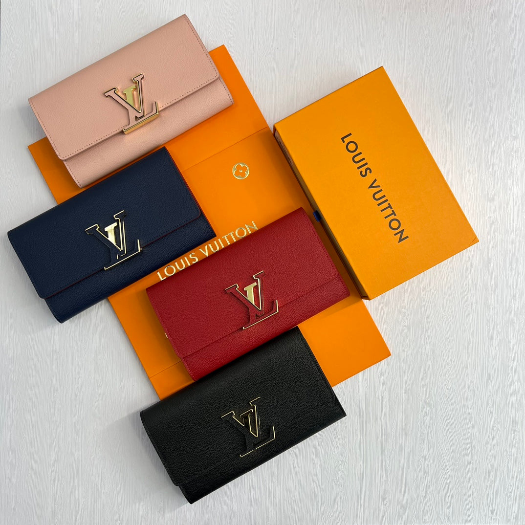 1XE74BDE Stylish leather wallets with package