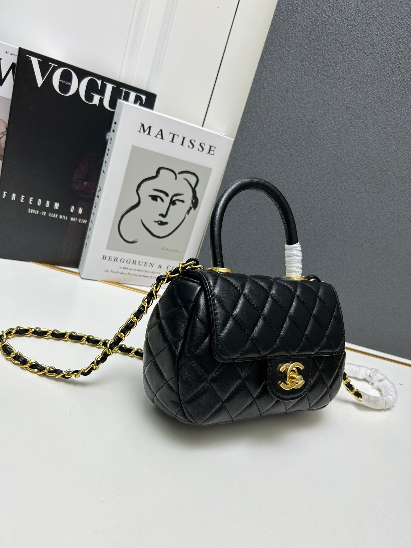 2WC11BDE Stylish leather bag