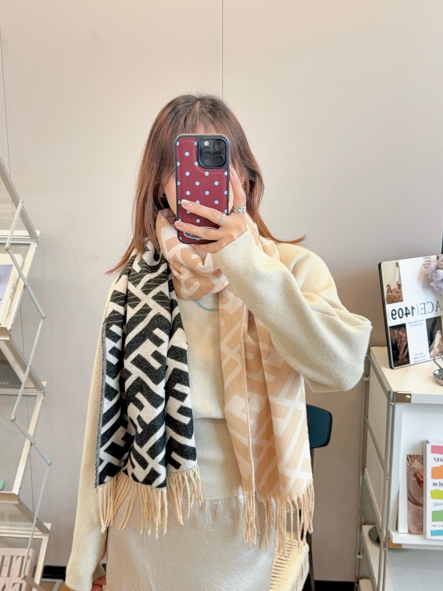175RF39WDE Stylish Winter Scarves