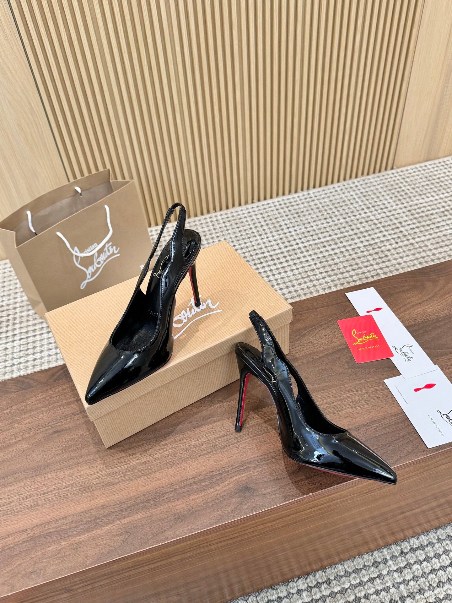 275NA5ZDE Stylish leather High heels