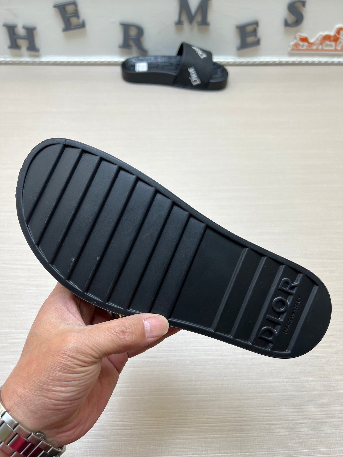 535ZD279ZDE Stylish Slippers