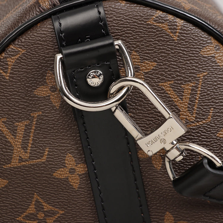 1E93BDE Stylish leather luggage bags
